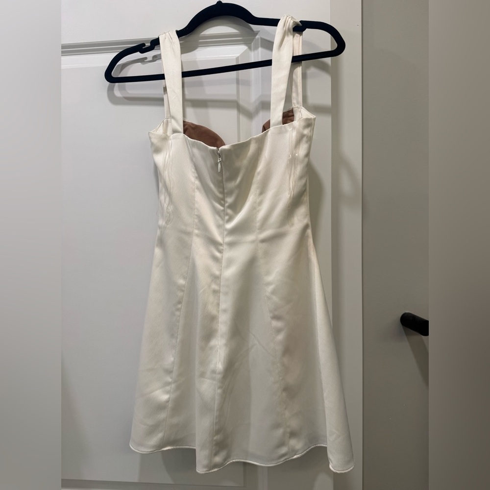 House of CB Adriana Dress Ivory - Picture 3 of 4